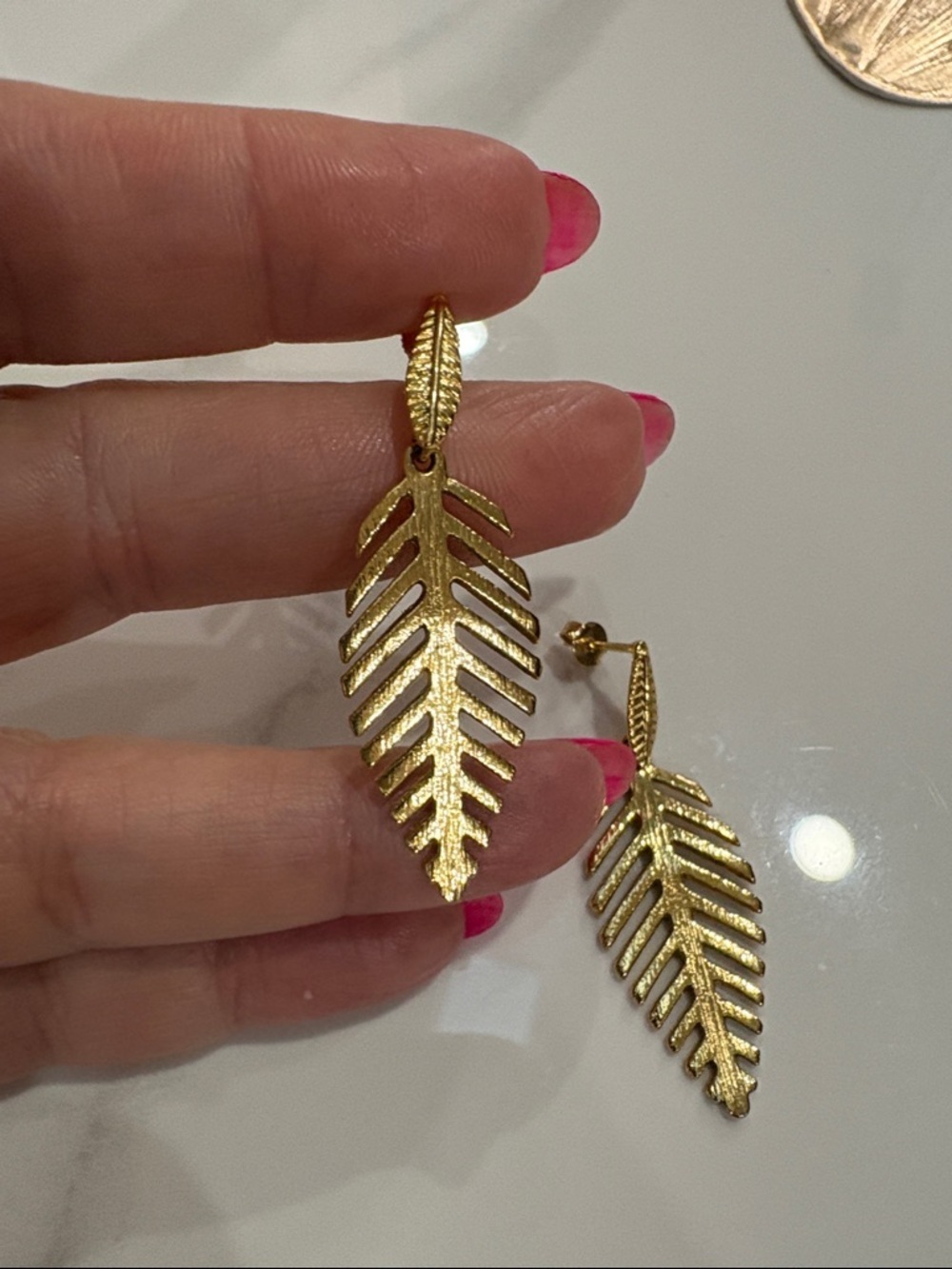 Women’s Gold plated Leaf shaped Dangle Earrings intricate skeletonized feather